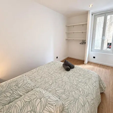 Le Feretra, Modern, Air-conditioned One-bedroom Apartment