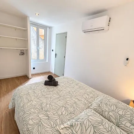 Le Feretra, Modern, Air-conditioned One-bedroom *